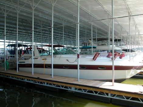 Used Motoryachts For Sale in Indiana by owner | 1990 36 foot Regal Commodore
